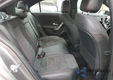 2021 Mercedes-Benz A 220 4Matic z USA, uszkodzony, nr VIN W1K3G4FB4MJ294808